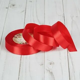 Цвет ленты красный