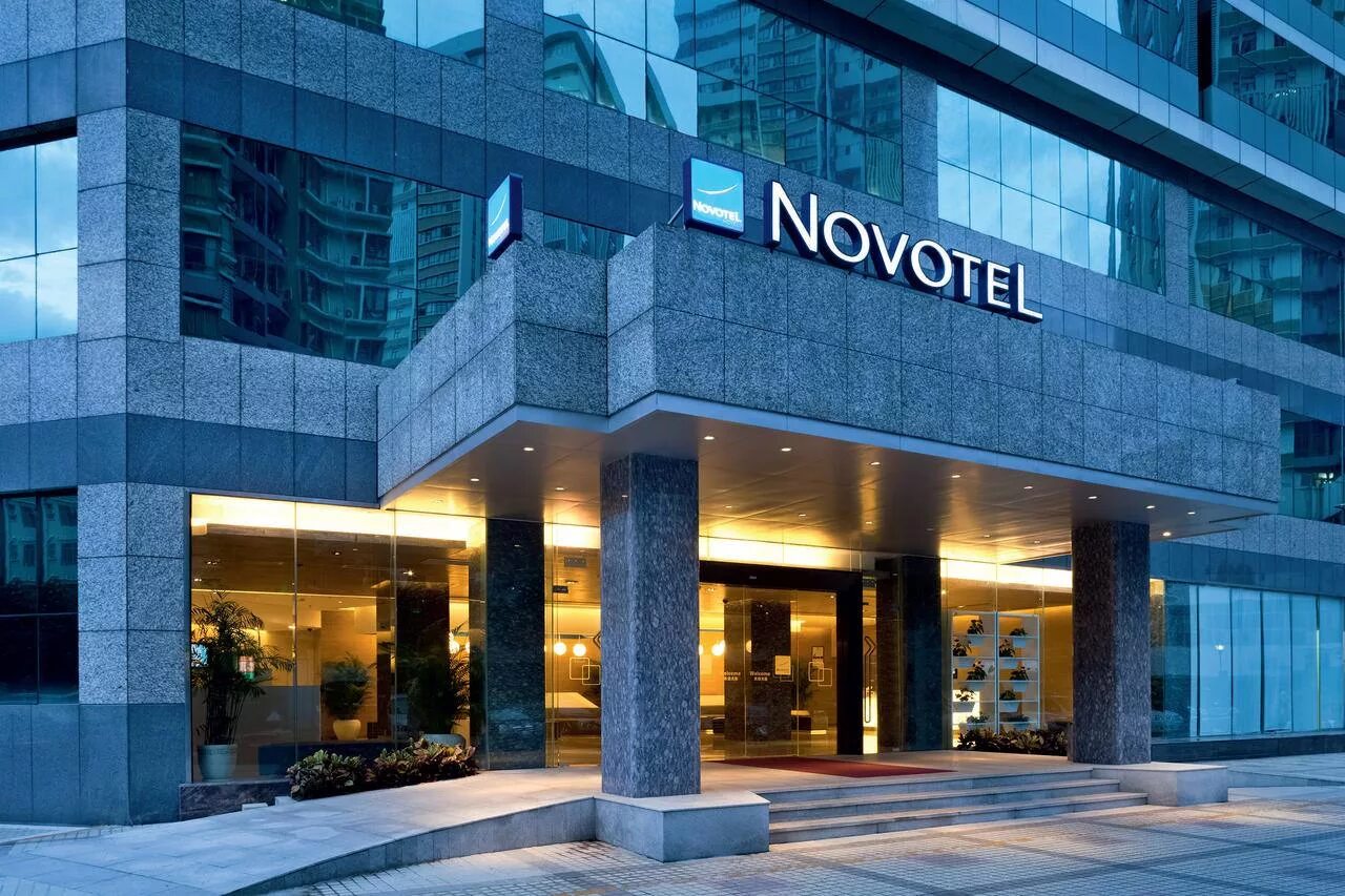 Новотель отзывы. Гостиница новотель. novotel бишкек. новотель бишкек сити центр. новотель сети accor.