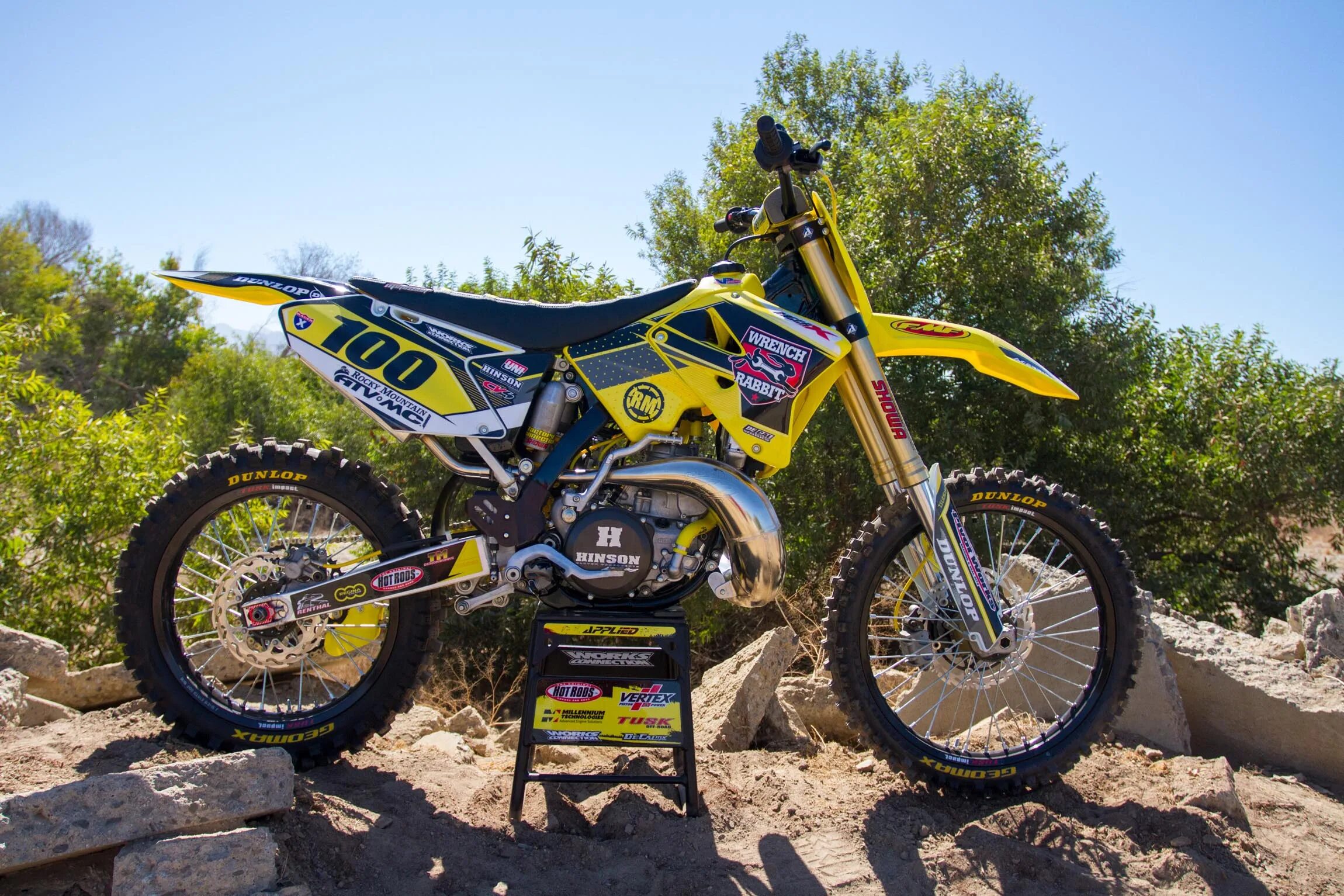 Dirty race bicycle. Racer dirt bike. Tm racing plastic kit 2014 450. Racer dirt bike. Racer rc150-23x enduro l150.