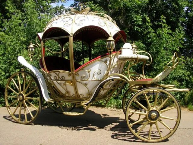 Карет про. Царские кареты 19 века. карета с лошадью. королевская карета с лошадьми. карета из дерева для сада.