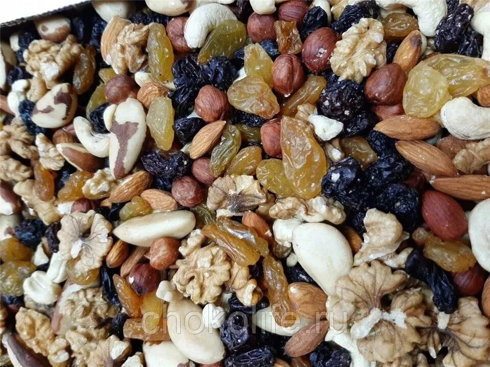 Сухофрукты ассорти 1 кг. Смесь ореховая фундук кешью миндаль. Орехи смесь какие. Орехи смесь какие. Rifai орехи.