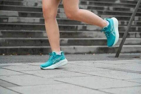 漸 速 跑 配 速 6:10-6:00  40 分 鐘 