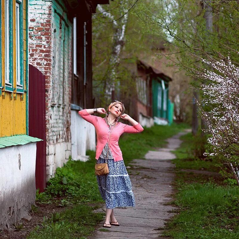 Эта дама из провинции выезжает