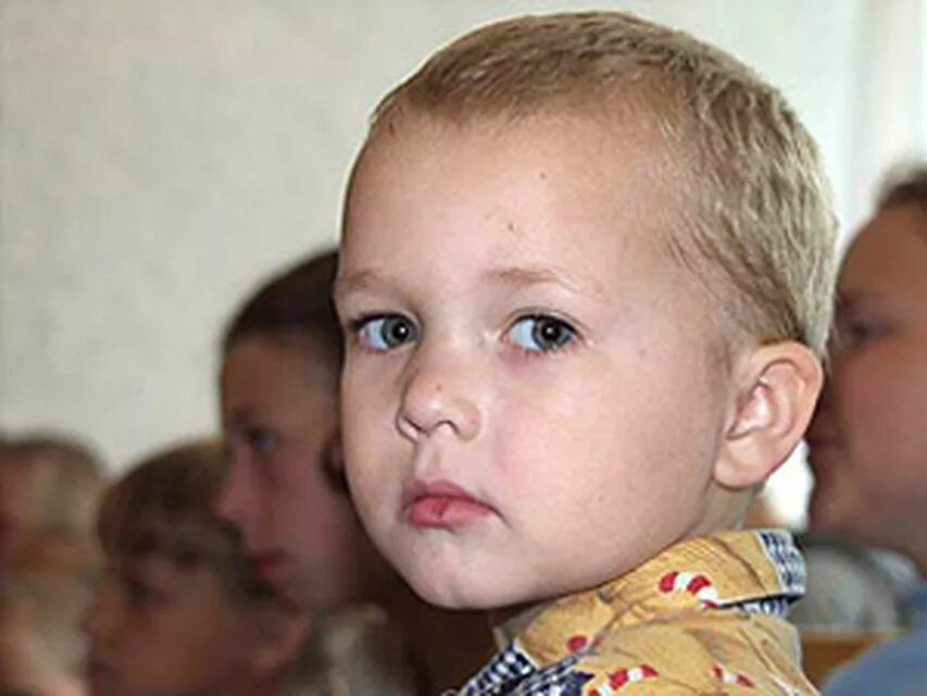 детский дом. дети сироты в детском доме. детдом. шутки про детдом. дети сироты.