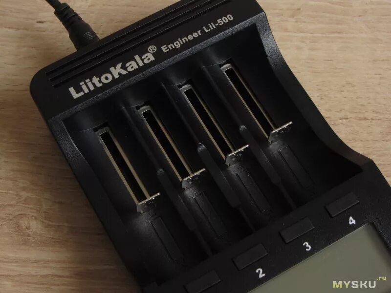 Обзор зарядных устройств liitokala. Литокала на 4 слота. литокала зарядка 4 слота. зарядное устройство литокала. liitokala engineer.