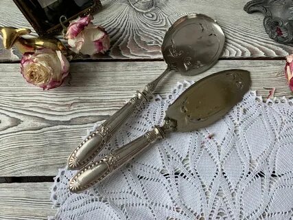 Серебряные столовые приборы
