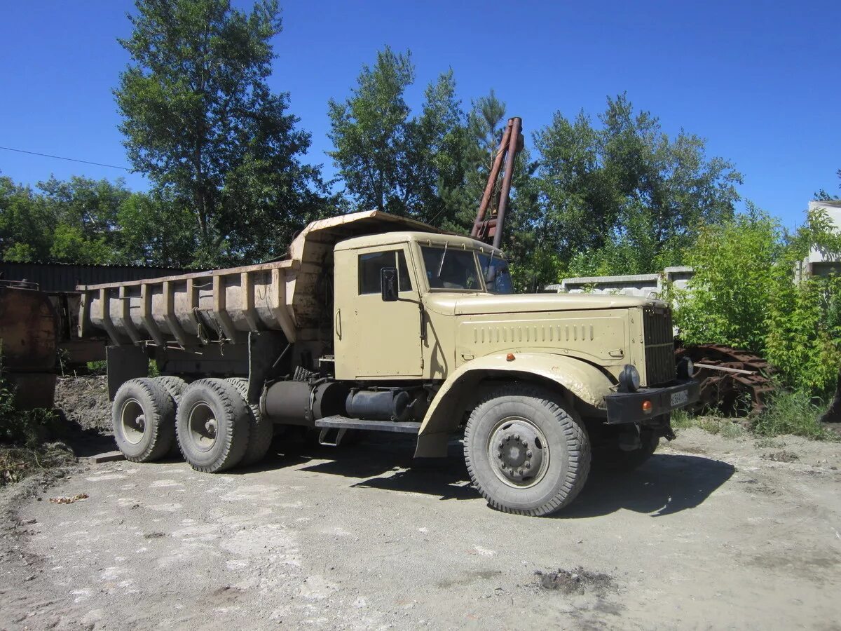 Грузовик краз 256. Краз 256 самосвал. Краз 256 вездеход. Краз-256 б 1 грузовой самосвал. Краз 256 самосвал.