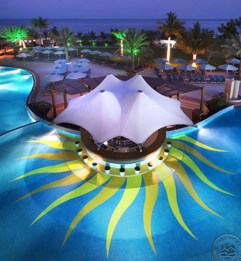 Le meridien aqah beach 5. Отель le meridien al aqah beach resort 5. le meridien фуджейра. le meridien al aqah 5*. ле меридиан дубай фуджейра.