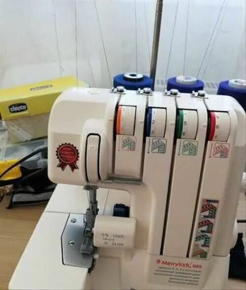 Бытовой оверлок merrylock 005 3/4-х ниточный. Оверлок merrylock 003. Merrylock 012. Оверлок merrylock 005. Merrylock merrylock 005.