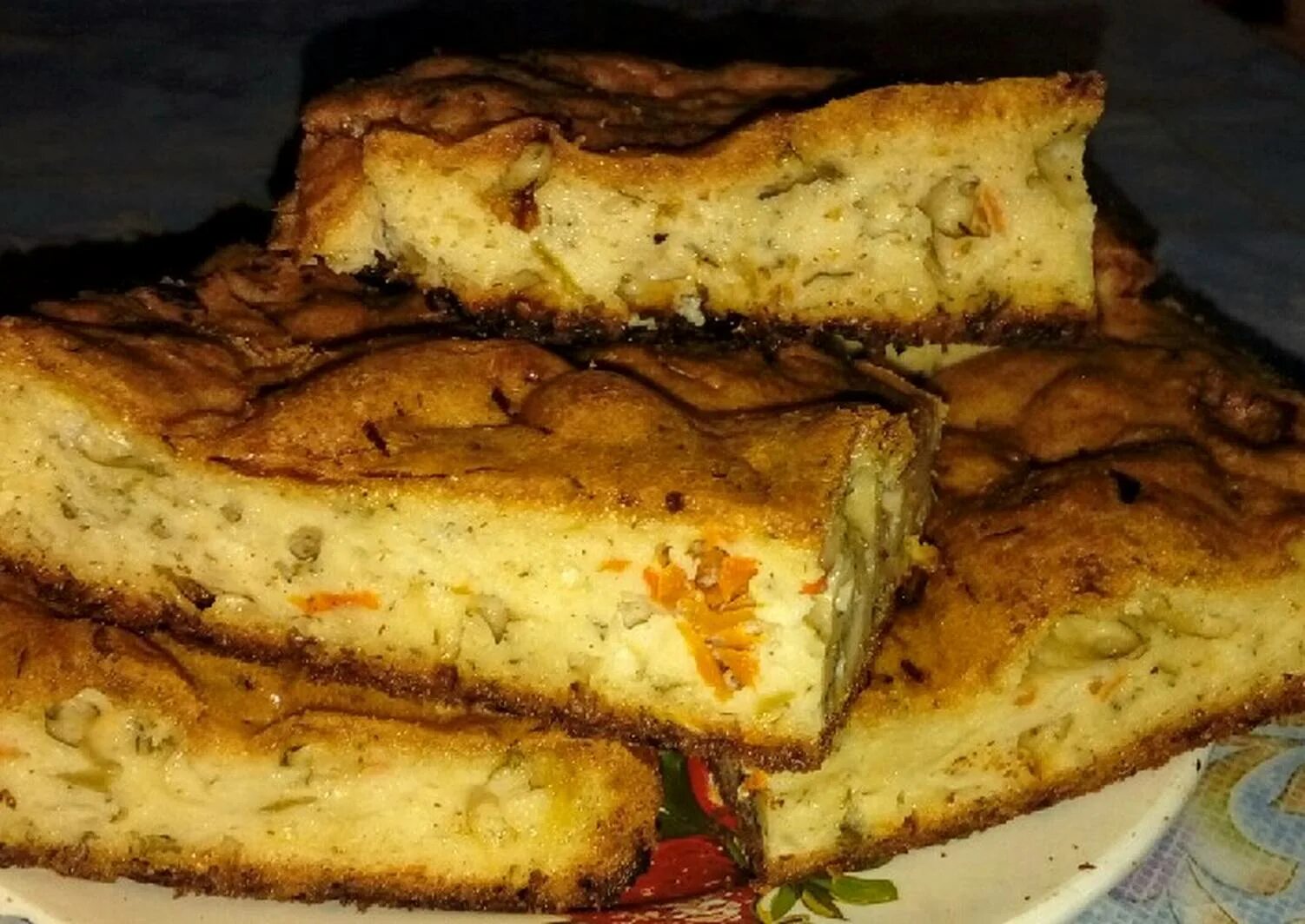 пирог с капустой в духовке на кефире. дрожжевой пирог с капустой. пирог с творогом и зеленым луком. пирог пресный на кефире. тыквенный пирог на кефире.