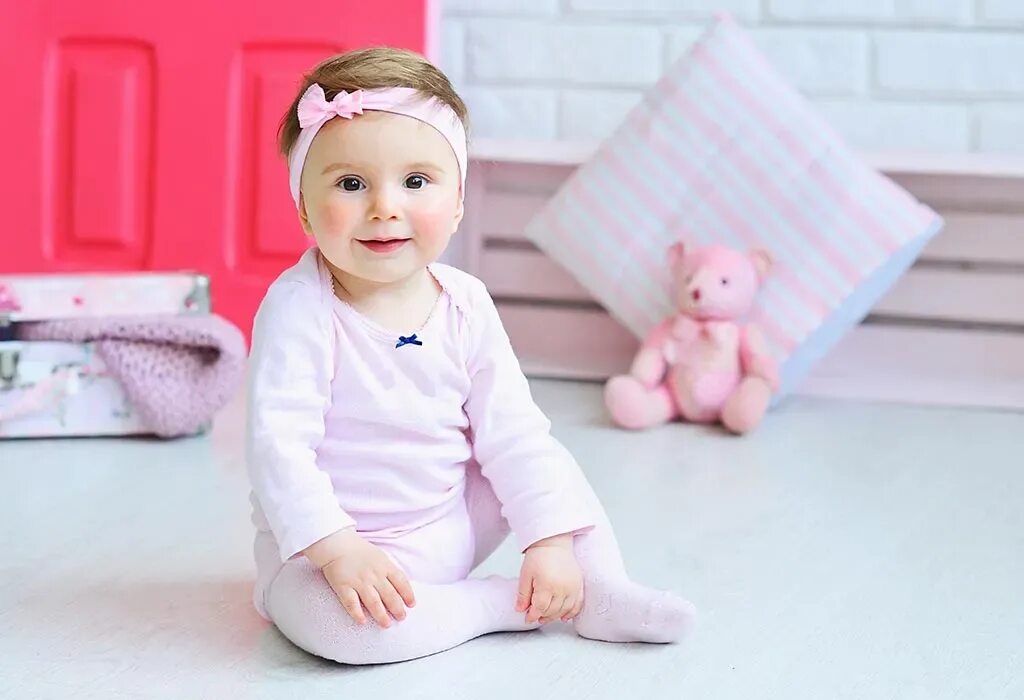 Красивые младенцы девочки. Фотосессия младенцев. Beby girl. Beby girl. Красивые младенцы.