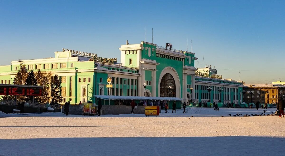 Новосибирск главный вокзал кто живёт в вокзале в 2022г.?. ЖД вокзал Новосибирск главный фото. Сайт жд вокзала новосибирска