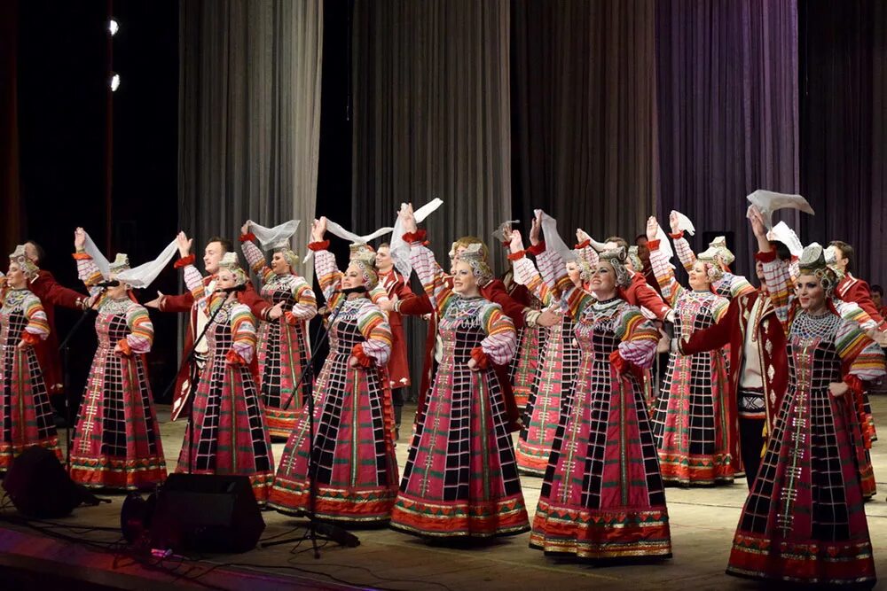 Сайт народного хора. Воронежский хор Массалитинова. Воронежский русский народный хор имени Константина Массалитинова. Хор имени Пятницкого Воронежский Воронежский.