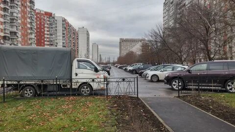 Парковка в феврале 2024