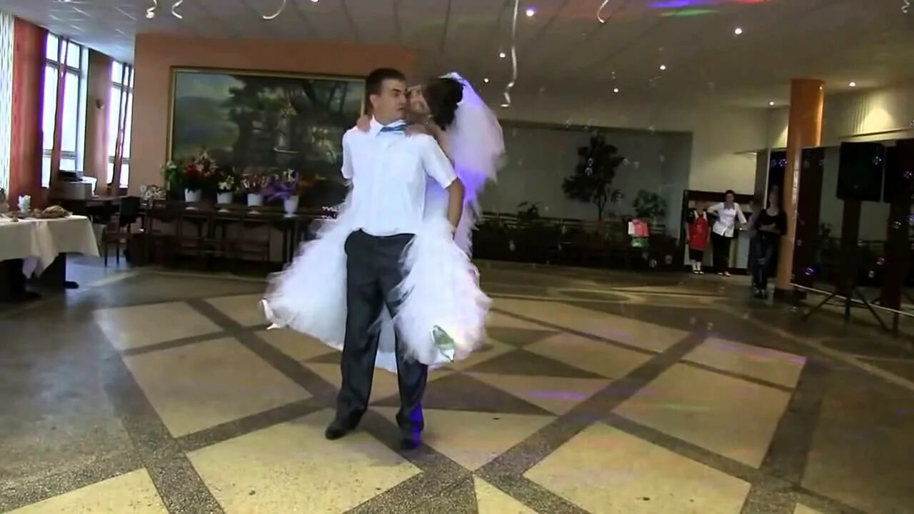Свадебный танец. Попурри танец. Свадебное попурри. Свадебное попурри. Турецкий танец на свадьбе жениха и невесты.