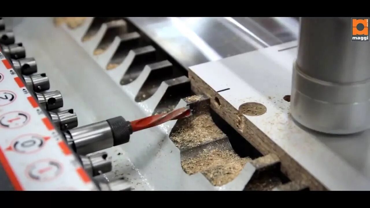 Kdt сверлильно присадочный станок с чпу. распил лдсп и кромкование. присадка d35. присадка отверстий в лдсп. распиленный лдсп.