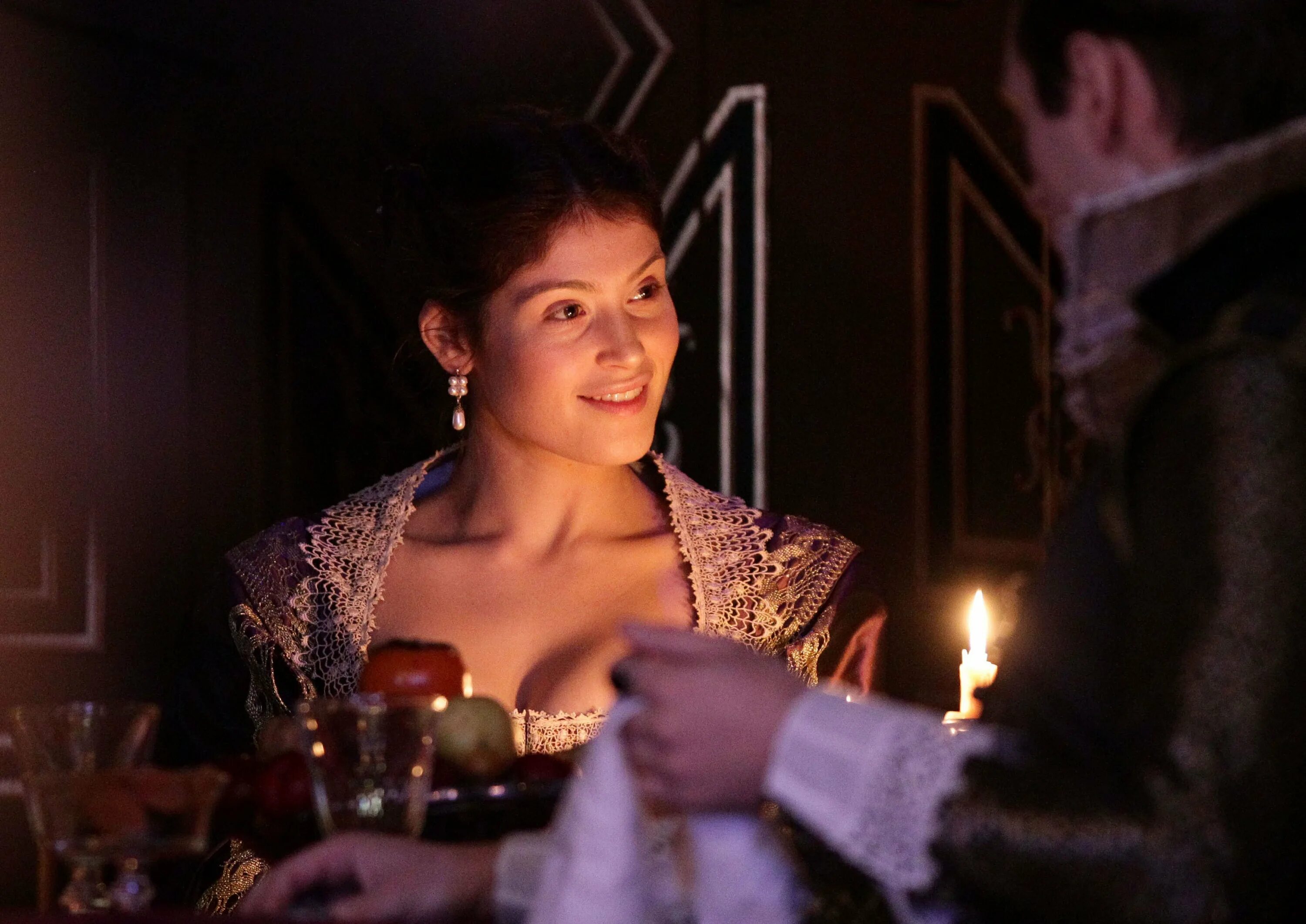 герцогиня мальфи (2014). джемма артертон герцогиня мальфи. вебстера постановка того века. герцогиня мальфи. герцогиня мальфи (2014).