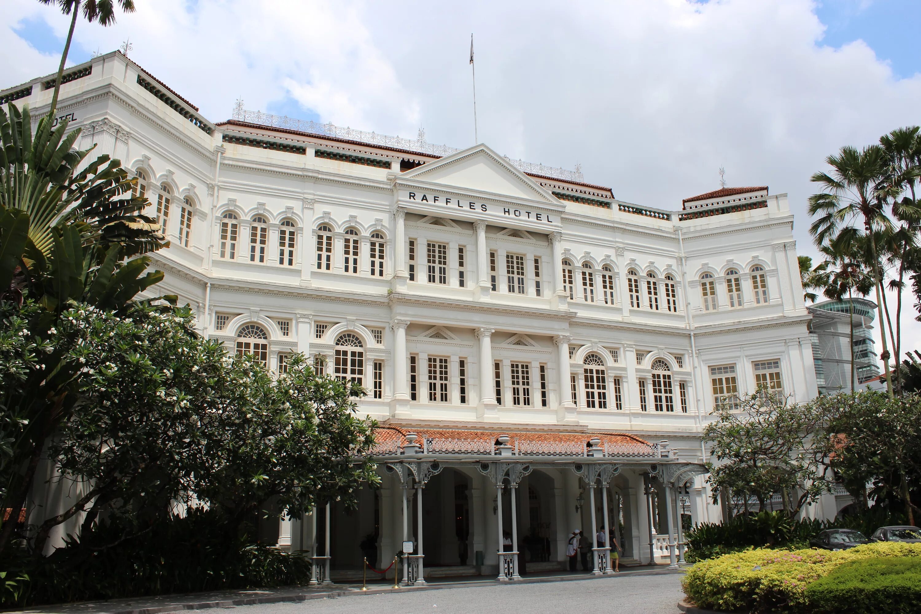 Hotel раффлз singapore. Сингапурский отель раффлз. Раффлз сингапур. Отель раффлес. Raffles сингапур.