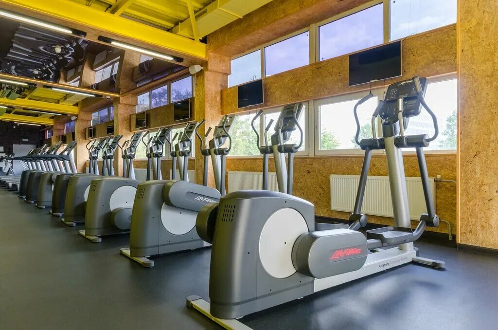 We gym зеленый. Wegym митино. We gym зеленый. ворлд джим зеленый перово. виджим зеленый перово.