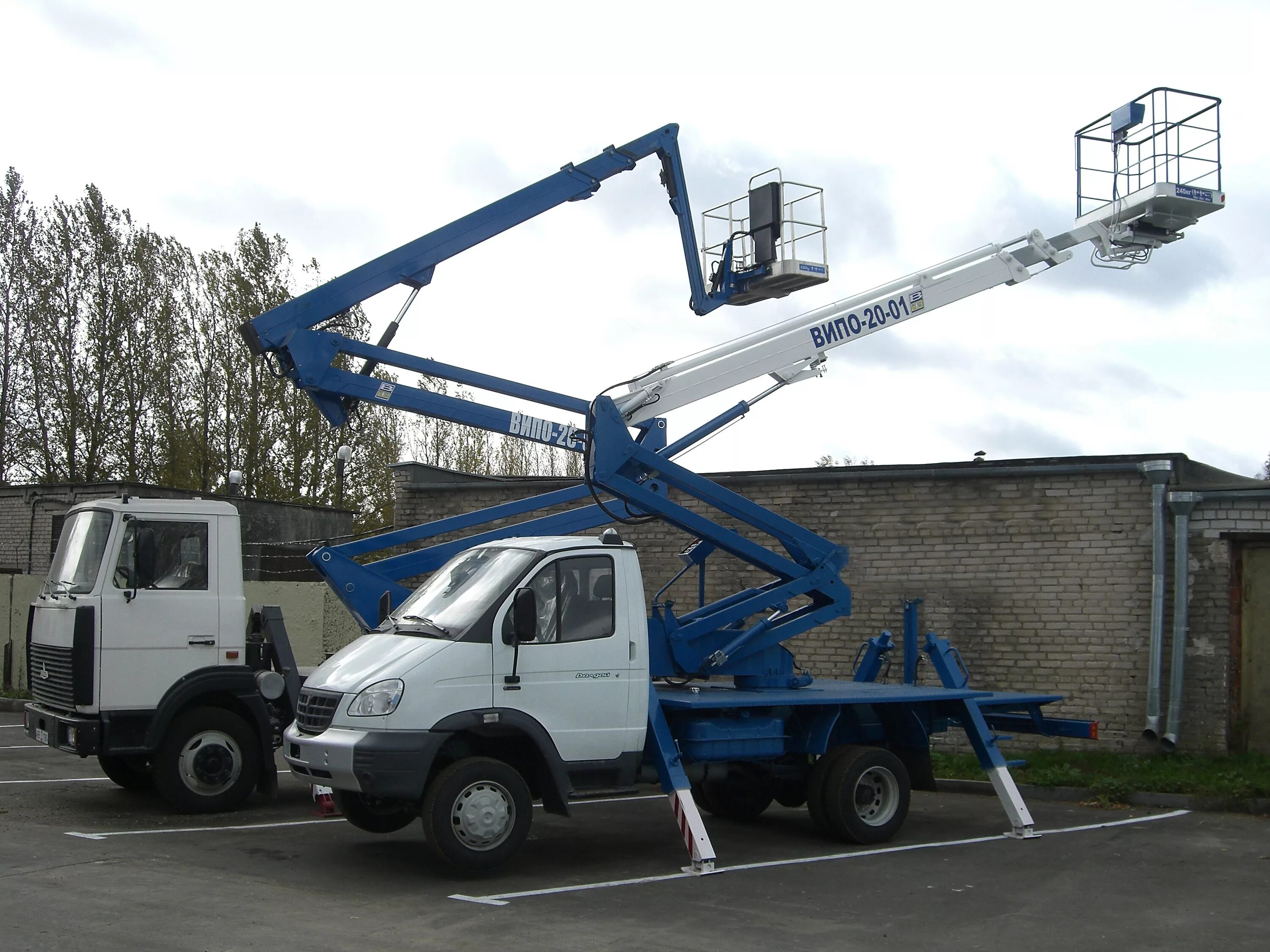 автовышка зил 130 агп 22. газ 3307 агп. автовышка телескопическая (20 метров) мерседес. камаз 43253 автовышка. камаз-43253 агп-22 (автовышка).