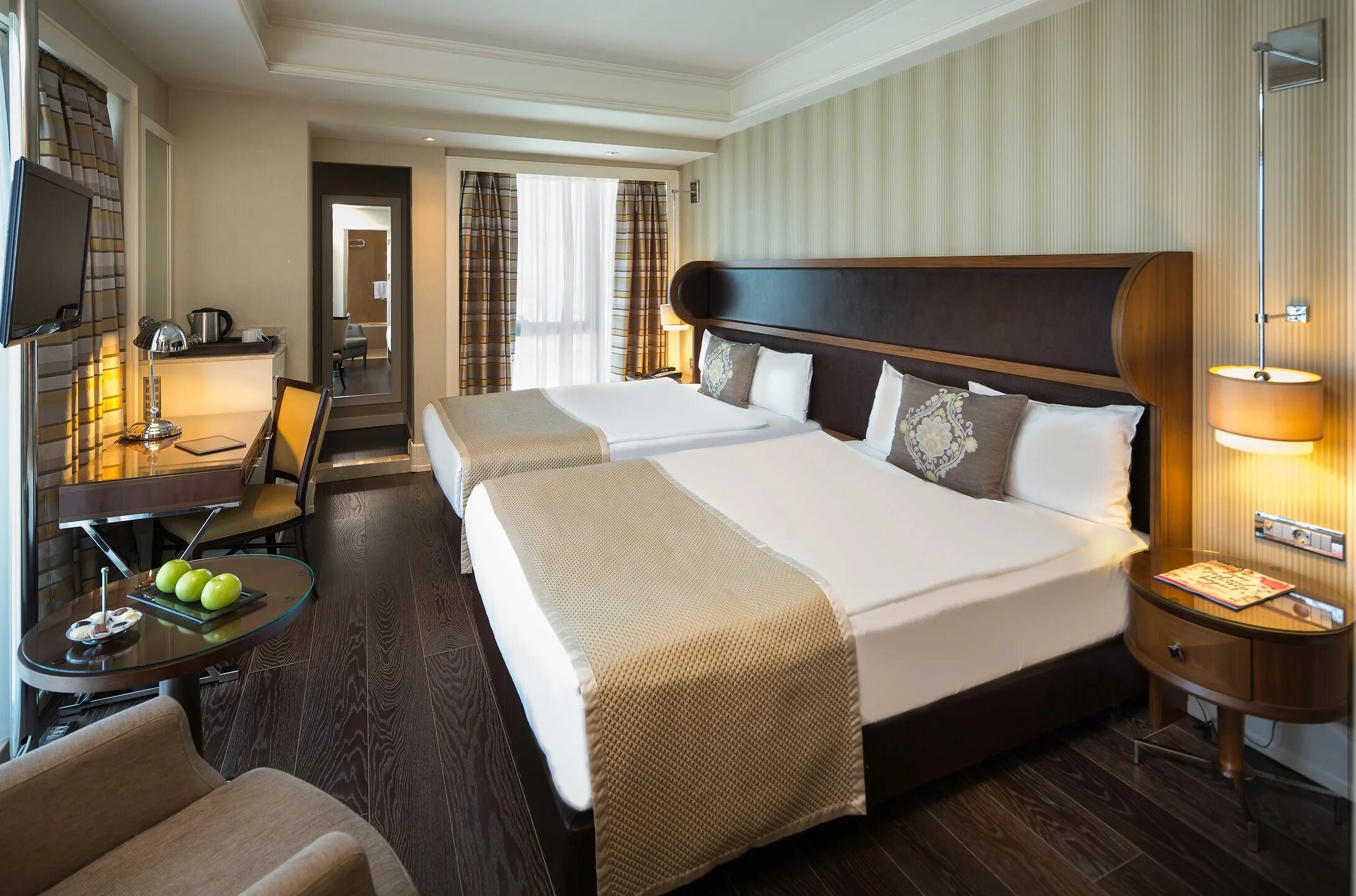 Категория 5 звезд. Отель виндзор стамбул. отель титаник стамбул. windsor hotel convention center istanbul 5 турция. стамбул отель 5 звезд.