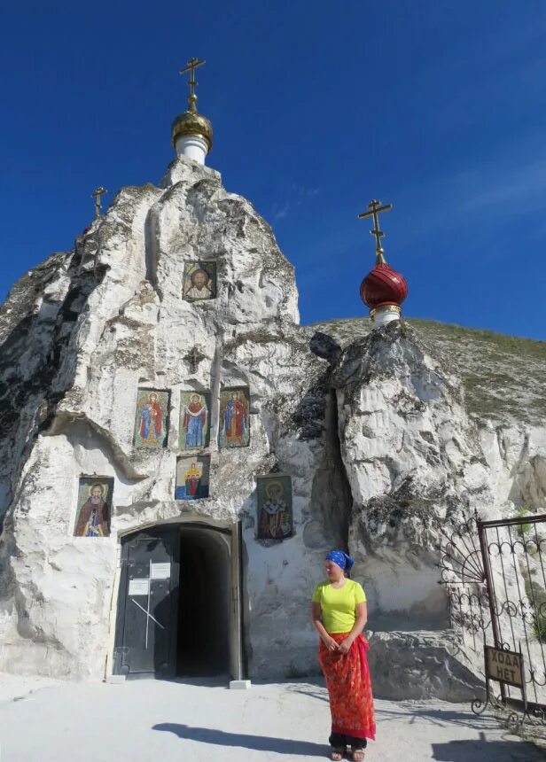 Костомарово женский монастырь сайт. Костомарово монастырь. Костомарово Дивногорье. Женский монастырь Костомарово Воронежская.