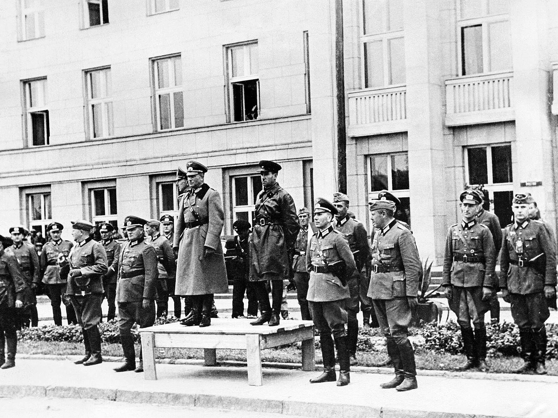 Советско-германский парад в Бресте 1939. Парад вермахта и красной армии в Бресте. Совместный парад вермахта и Польши в 1938. Совместный парад вермахта и РККА В Бресте в 1939г.