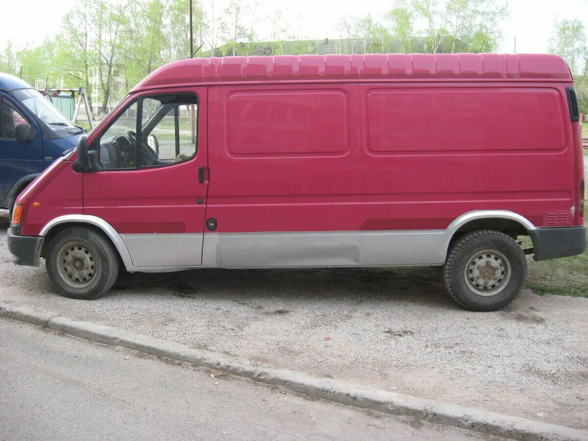 Ford Transit красный. Форд Транзит 97. Ford Transit 1997. Форд Транзит фургон 1997.