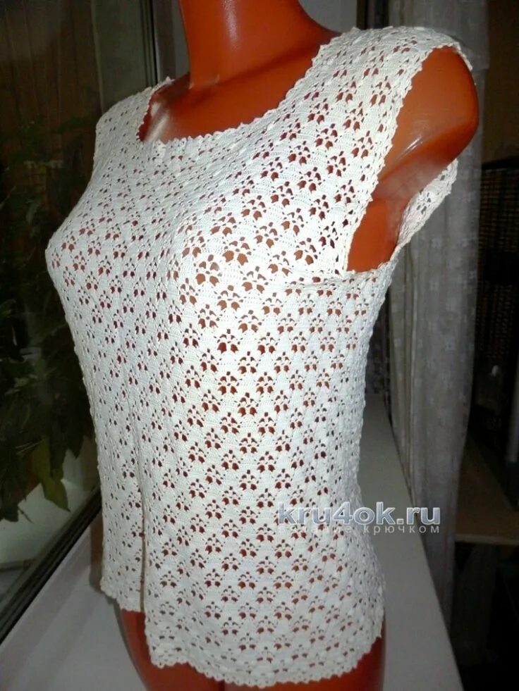 Кофточка крючком из тонкой пряжи. Изделия из ириса крючком. Ажурная блузка крючком. Топ из пряжи с люрексом. Жакет крючком из тонкой пряжи.