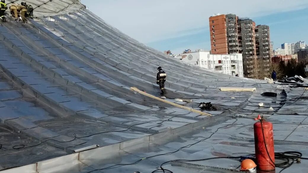 Строительство театра Глобус. Пожар в театре Глобус. Глобус с крышей. Март 2020 Новосибирск.