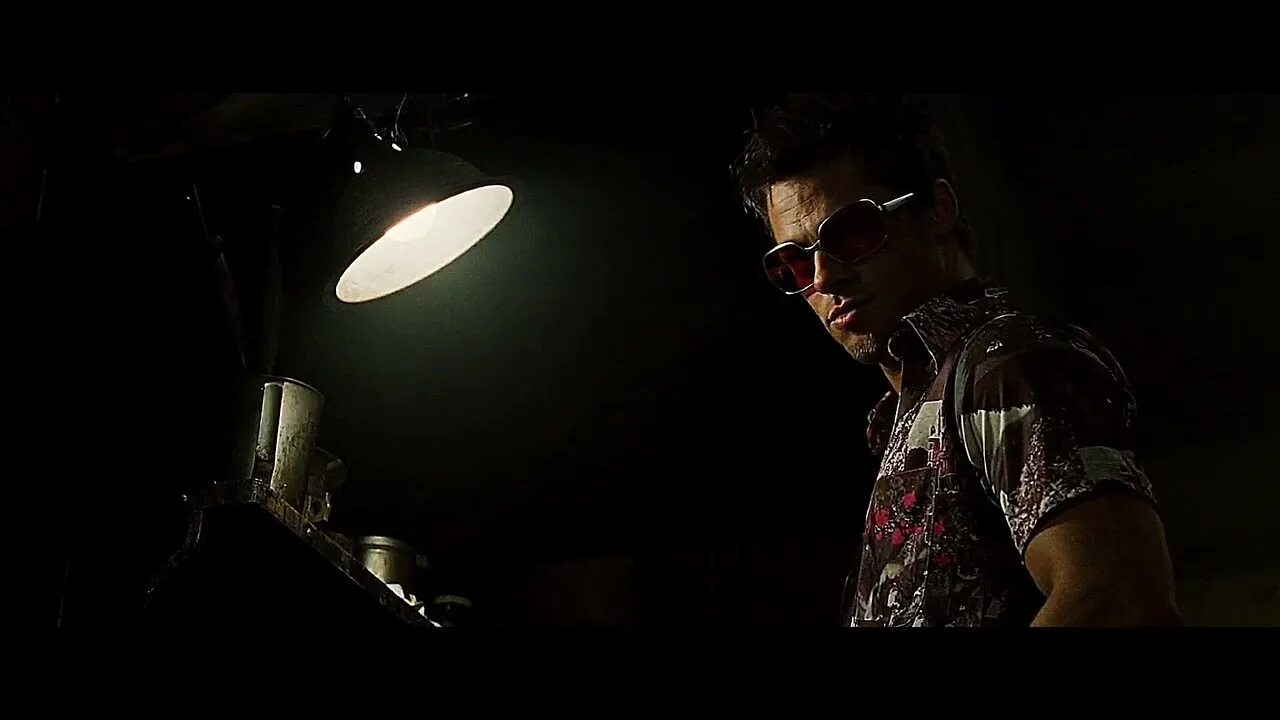 Роберт полсон из фильма бойцовский клуб. Бойцовский клуб фильм 1999. Бойцовский клуб фильм 1999. Бойцовский клуб фильм 1999бойцовск. Бойцовский клуб 1999 кадры из фильма.