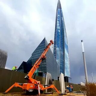 Лифт в лахта центре