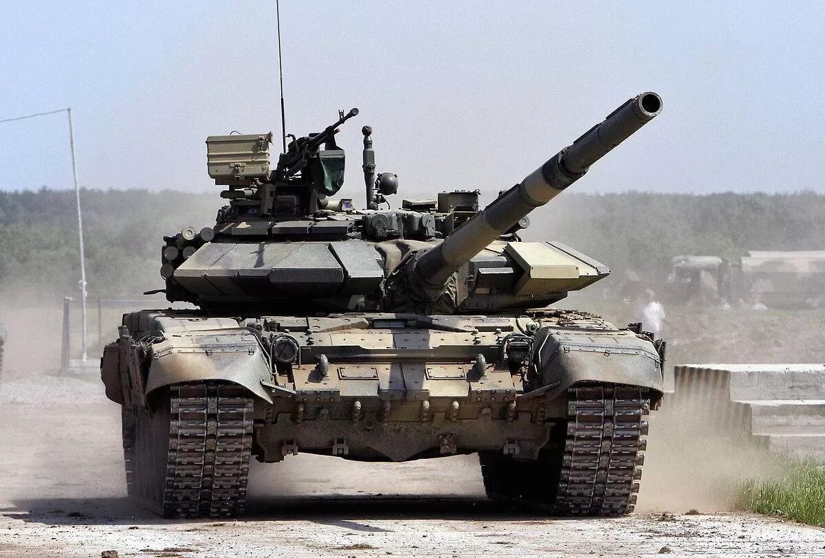 Танк т90. Т-90с Bhishma. Т-90 танк Россия. T90 танк прорыв.