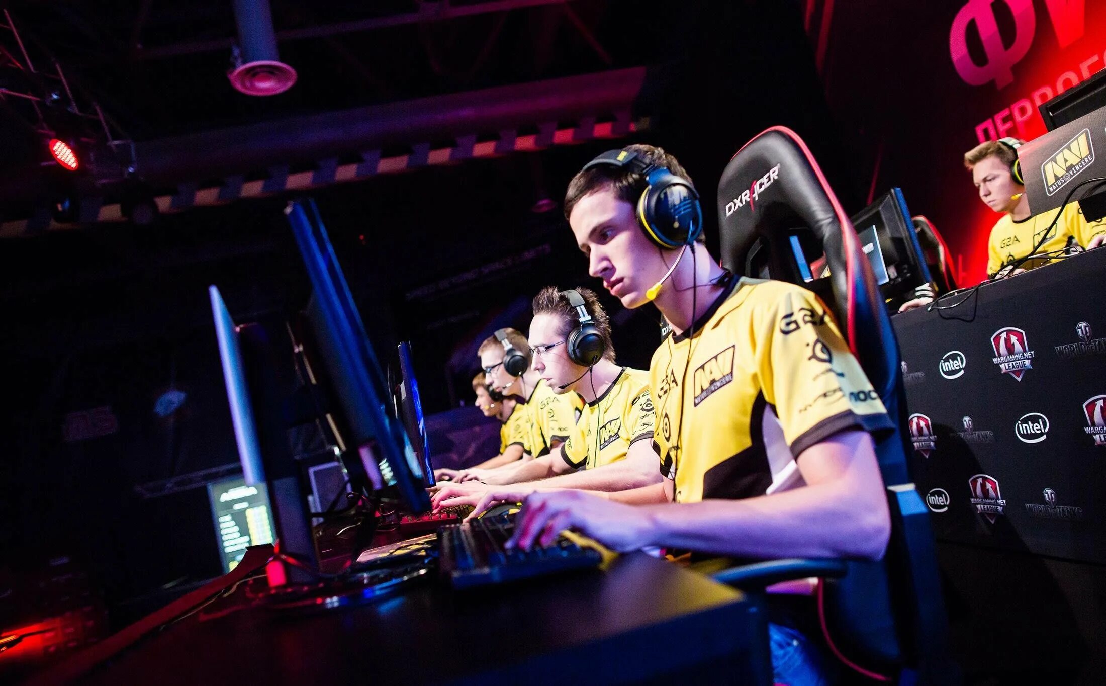 Кибер клуб веном. Кибер армавир. Кибер арена азов. Кибер клуб волжский. Кибер арена ростов на дону.