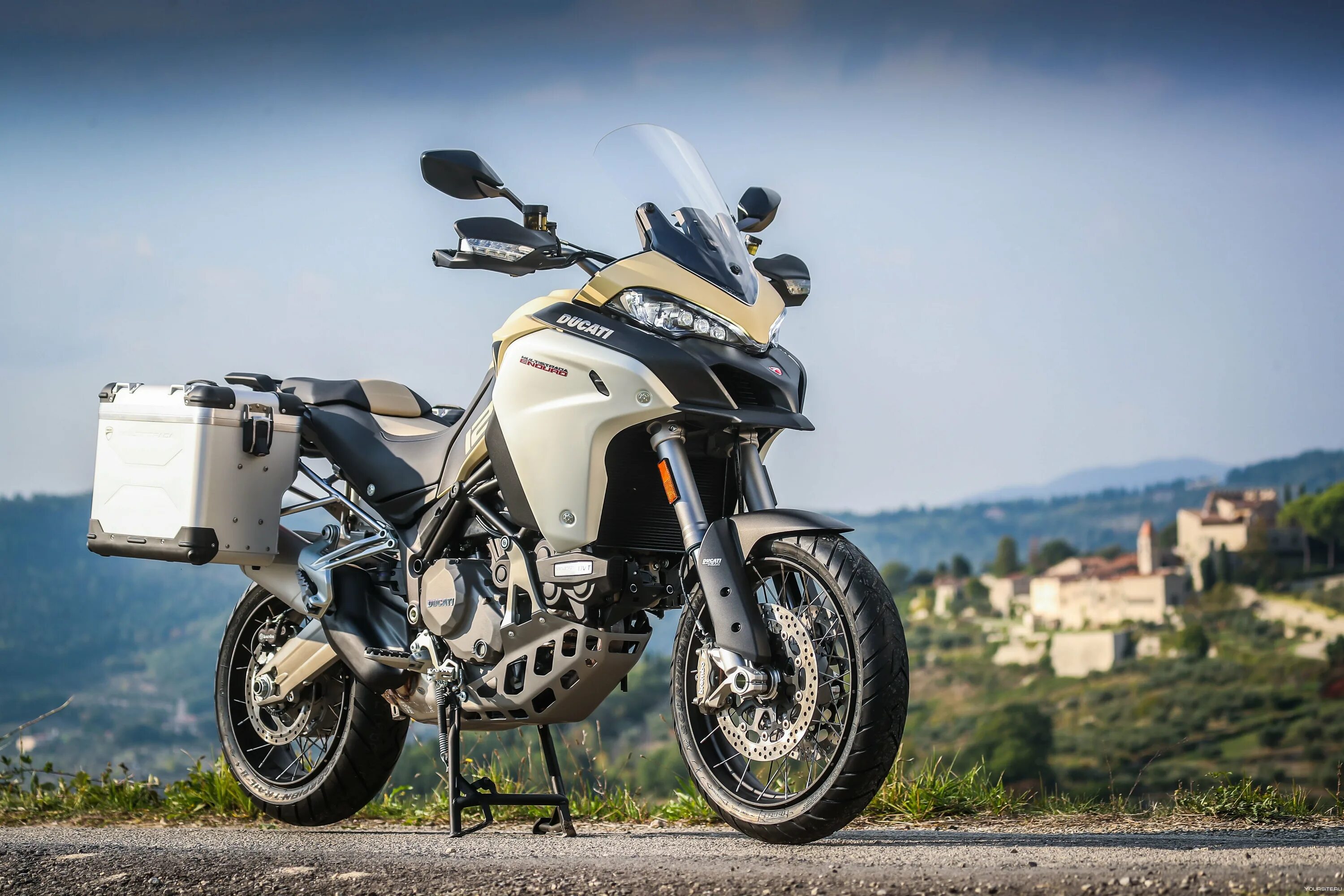 Топ тур эндуро. Ducati multistrada 1260 enduro. multistrada 1200 enduro. дукати эндуро турист. ducati multistrada 1200.