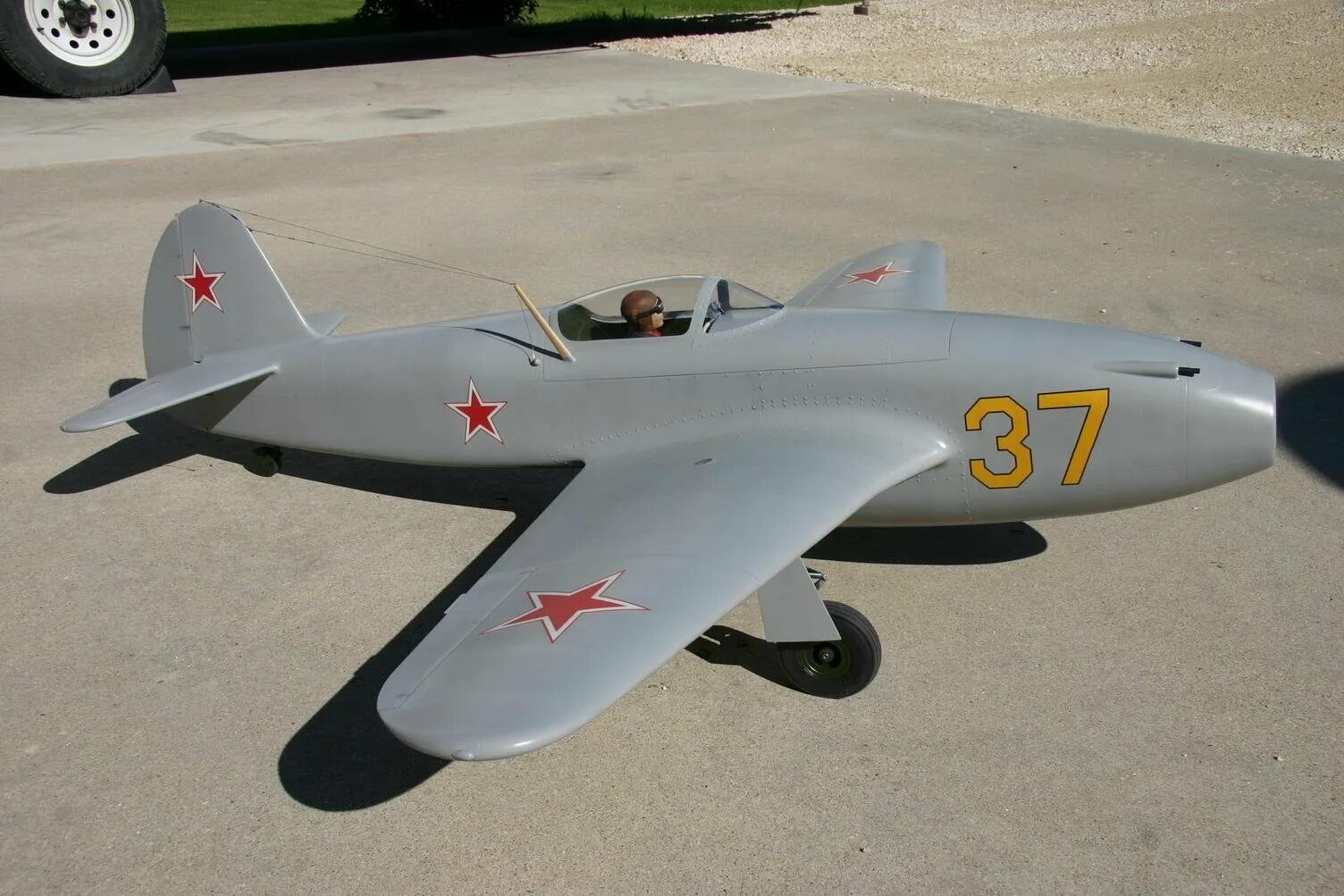 Як 15. Як 15 п. yak-15. миг 9 и як 15. самолет як 15.