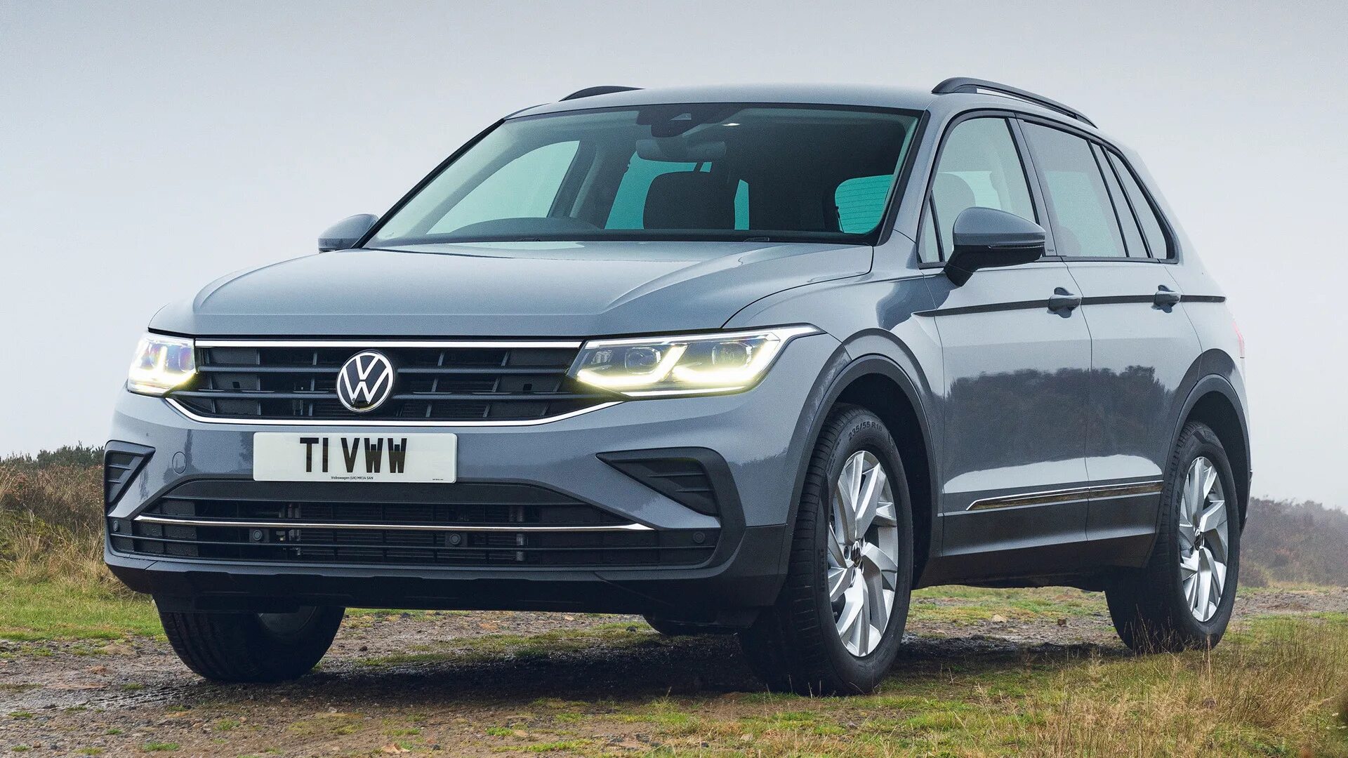 Сколько стоит volkswagen tiguan. Фольксваген Тигуан 2020. Фольксваген Тигуан 2020 года. Машина Volkswagen Тигуан 2020. Тигуан Тигуан 2020.