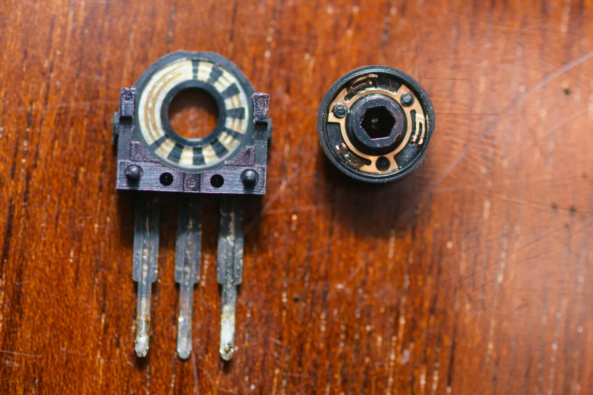 Энкодер для мышки. Xperts micro мышь. Lk e13 энкодер. Энкодер ttc. Энкодер для мыши lk e13.