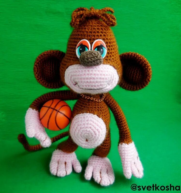 обезьяна связано крючком. обезьянка амигуруми. шимпанзе чарли крючком. обезьянка крючком виктория самборская. вязаная обезьянка амигуруми.