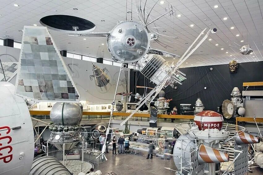 Музей космонавтики. Музей Циолковского Москва. Музей космоса в Калуге. Музей космоса Циолковский. Циолковский музей космонавтики в Москве.