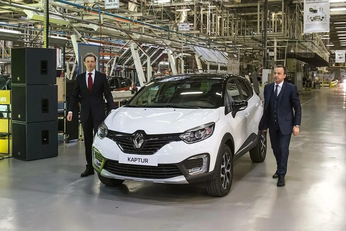 Сборка renault. Renault Россия завод. Renault Group автомобили Renault. Завод Рено во Франции. Рено Логан Российской сборки.