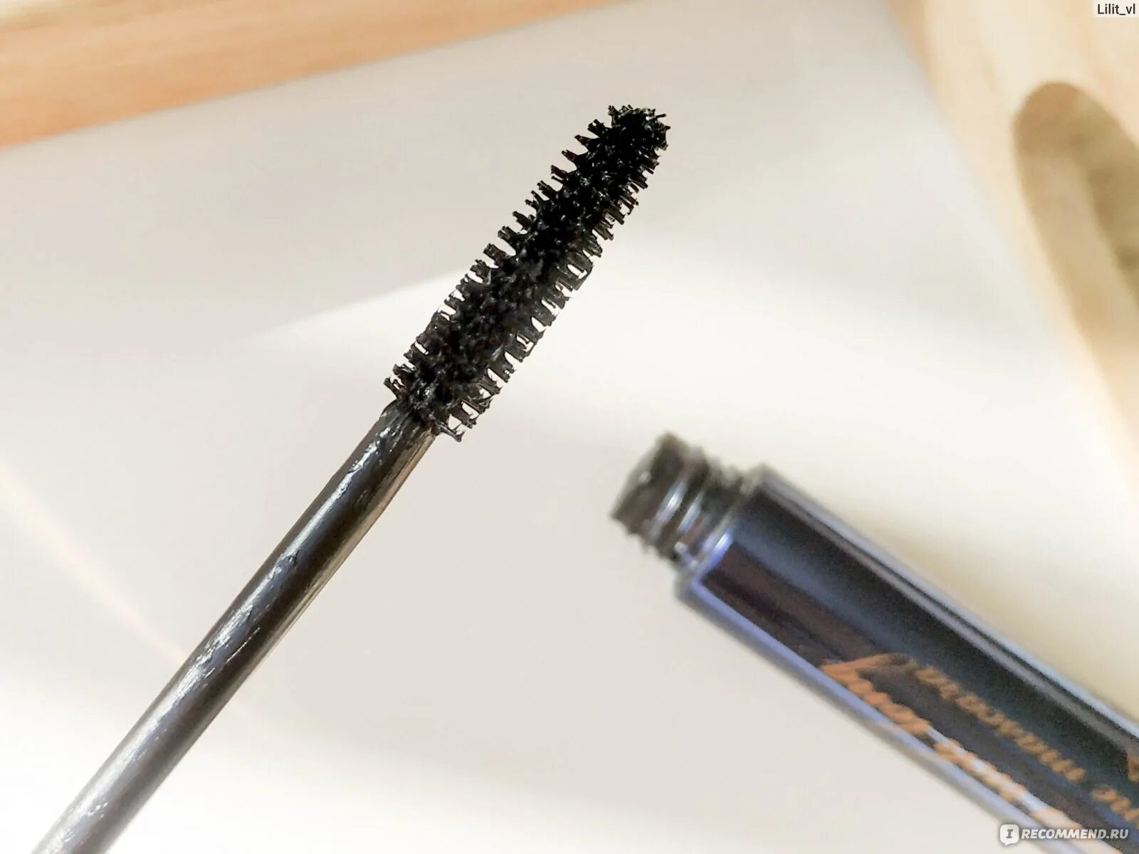 Тушь missha the style 4d mascara. Хорошая корейская тушь. Корейская термотушь. Тушь для ресниц. Удлиняющая тушь с эффектом наращивания ресниц.