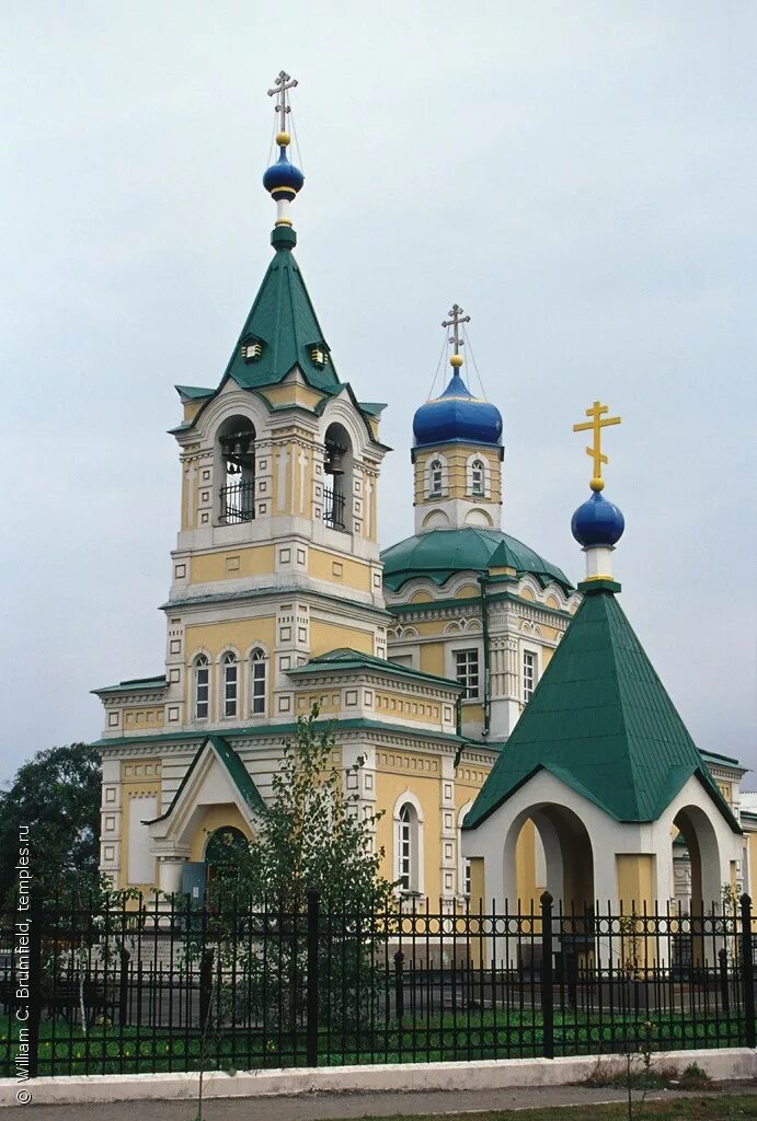 Храмы приморского края. Владивосток церковь иоанна кронштадтского сайт. Храм иоанна кроншт во владивостоке. Церковь пресвятой богородицы уссурийск. Храмы приморского края.