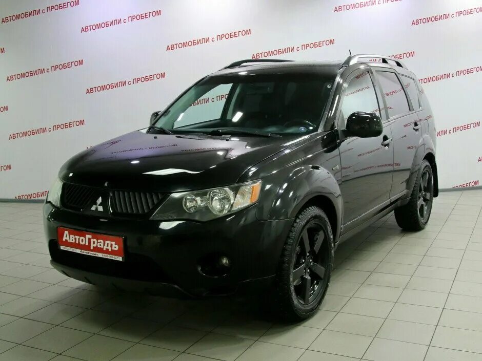 Авито машины механика. Мицубиси Аутлендер 2007 года черный на. Mitsubishi Outlander 500 т р. Мицубиси Аутлендер 2008 в Москве. Митсубиси Аутлендер 2007 3.0 автомат.