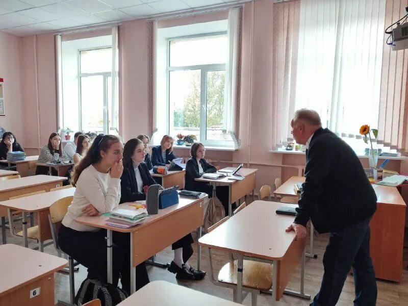 гимназия номер 6 волгоград. 111 школа волгоград. школы гимназии волгограда. гимназия 10 волгоград. 9 гимназия волгоград кировский район.