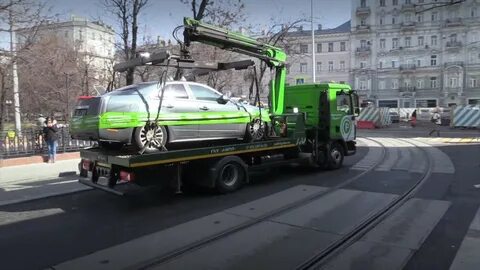 Эвакуировали машину без номеров