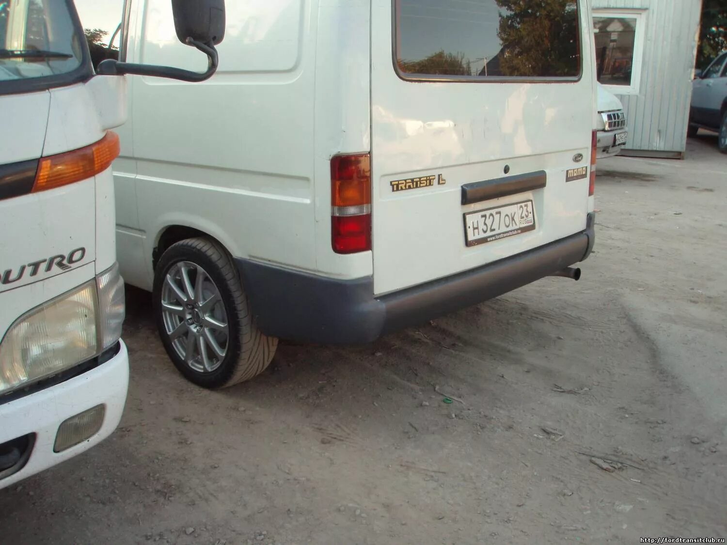 Форд транзит задний бампер. Ford Transit 1999 бампер. Ford Transit Rear. Ford Transit 1998 бампер.