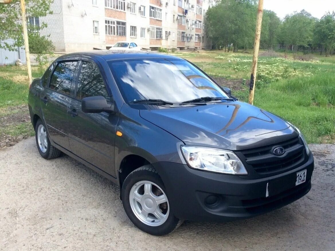 лада гранта 219060.