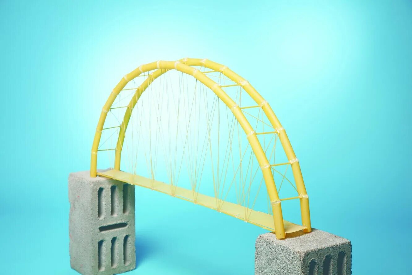 Сделать мост своими руками. Мост из макарон. Мост из спагетти. Мост из пластилина. Поделка мост.