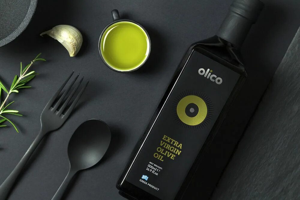Оливковое масло дизайн. Масло оливковое дизайн упаковки. Маслины упаковка дизайн. Оливковое масло картинки.